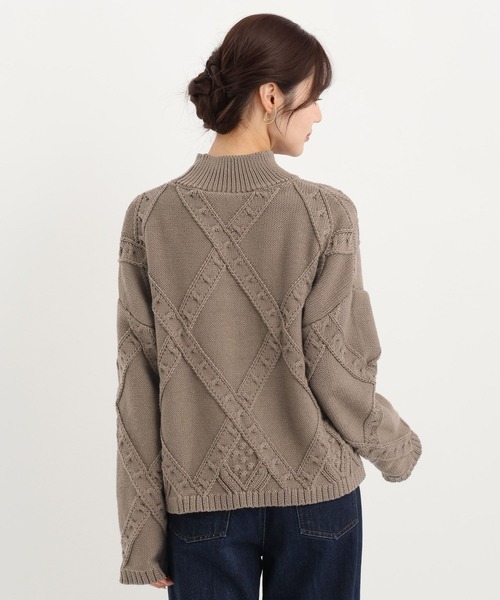 Andemiu（アンデミュウ）の「アーガイルガラハイネックニット617714（ニット/セーター・レディース・ブラック/オフホワイト/モカ・FREE）」の12枚目の写真