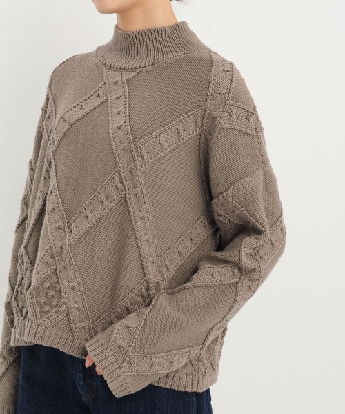 Andemiu（アンデミュウ）の「アーガイルガラハイネックニット617714（ニット/セーター・レディース・ブラック/オフホワイト/モカ・FREE）」の14枚目の写真