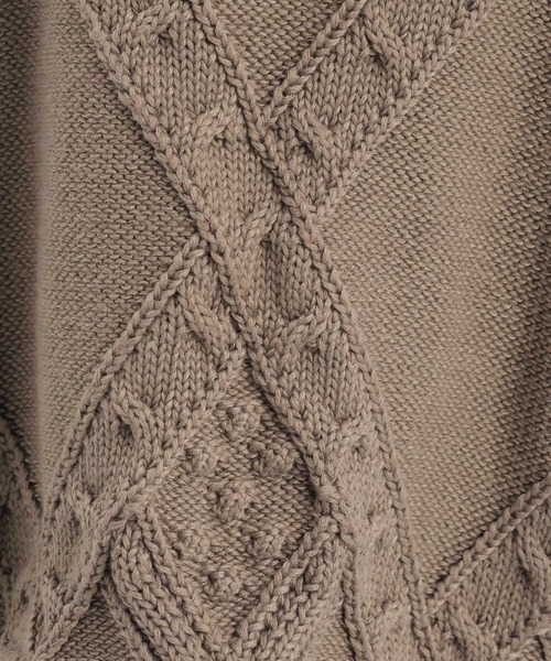 Andemiu（アンデミュウ）の「アーガイルガラハイネックニット617714（ニット/セーター・レディース・ブラック/オフホワイト/モカ・FREE）」の17枚目の写真