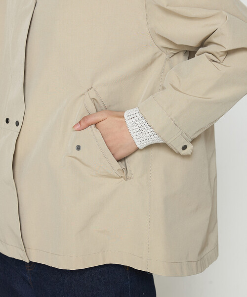 K.T KIYOKO TAKASE（キヨコタカセ）の「〔 TALLサイズ 〕 【2WAY】コットンナイロングログラン アノラックブルゾン（ブルゾン・レディース・ホワイト/ベージュ・15号/13号）」の9枚目の写真