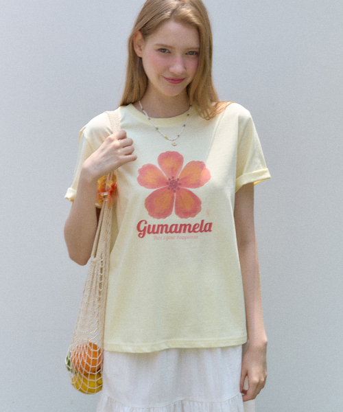 OURHOPE（アワーホープ）の「グマメラフラワーTシャツ - レモン（Tシャツ/カットソー・レディース・ライトイエロー・1(S)/2(M)）」の2枚目の写真