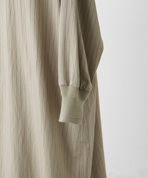 BEARDSLEY（ビアズリー）の「袖口ニットシャツワンピース（ワンピース・レディース・グレイッシュベージュ/ブラック・FREE）」の10枚目の写真