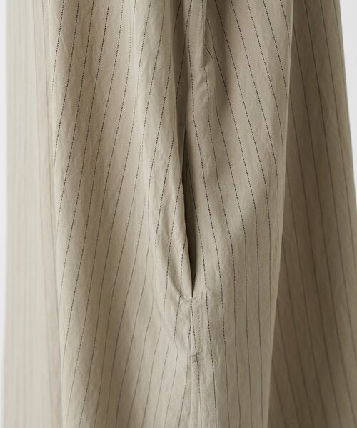 BEARDSLEY（ビアズリー）の「袖口ニットシャツワンピース（ワンピース・レディース・グレイッシュベージュ/ブラック・FREE）」の11枚目の写真