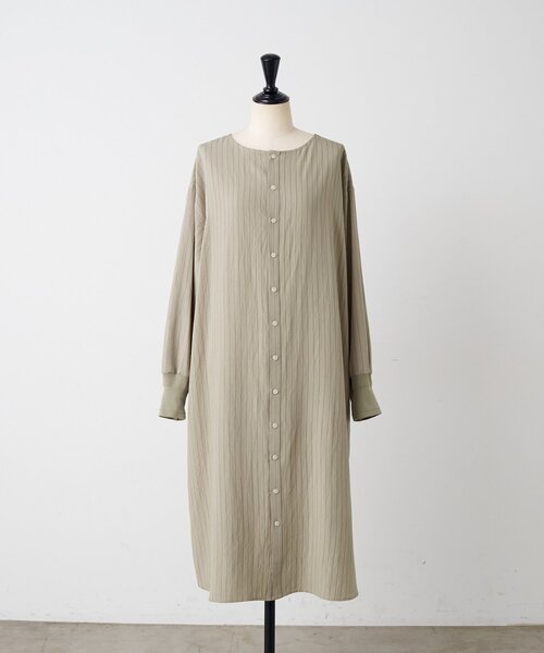 BEARDSLEY（ビアズリー）の「袖口ニットシャツワンピース（ワンピース・レディース・グレイッシュベージュ/ブラック・FREE）」の14枚目の写真