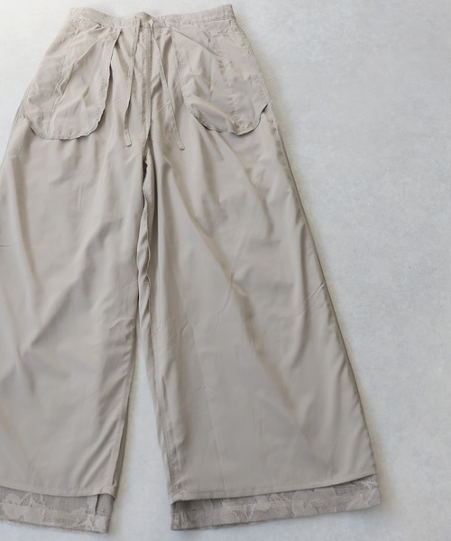 antiqua(アンティカ)の「花柄レース ワイドパンツ(その他パンツ・レディース・ベージュ/ブラック・LARGE/MEDIUM)」の5枚目の写真