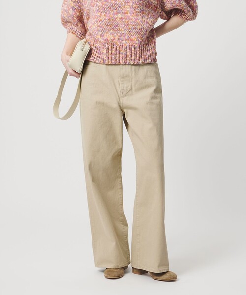 UNITED ARROWS(ユナイテッドアローズ)の「ルーズ ストレート デニムパンツ(デニムパンツ・レディース・ライトブルー/ホワイト/ベージュ/ブラック・36/34/38)」の4枚目の写真