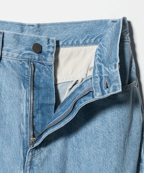 UNITED ARROWS（ユナイテッドアローズ）の「ルーズ ストレート デニムパンツ（デニムパンツ・レディース・ライトブルー/ベージュ/ホワイト/ブラック・38/34/36）」の10枚目の写真