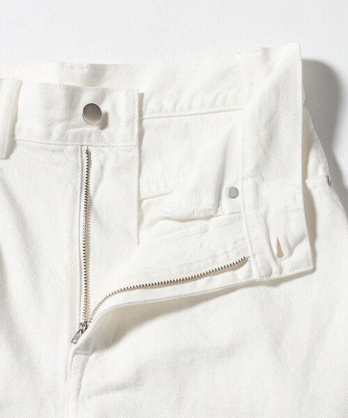 UNITED ARROWS（ユナイテッドアローズ）の「ルーズ ストレート デニムパンツ（デニムパンツ・レディース・ライトブルー/ベージュ/ホワイト/ブラック・38/34/36）」の15枚目の写真