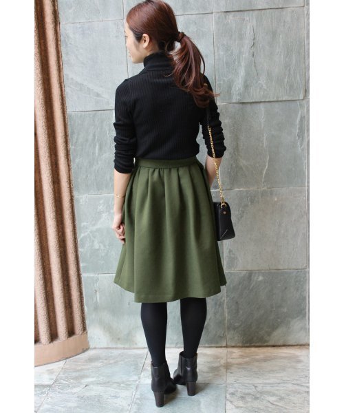 IENA（イエナ）の「《追加》タック ギャザースカート◆（スカート・レディース・キャメル/ピンク/アイボリー/カーキ・38/36/34/40）」の8枚目の写真