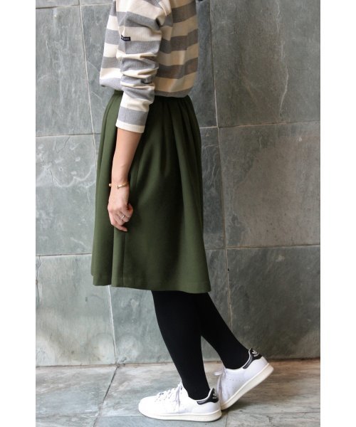 IENA（イエナ）の「《追加》タック ギャザースカート◆（スカート・レディース・キャメル/ピンク/アイボリー/カーキ・38/36/34/40）」の11枚目の写真