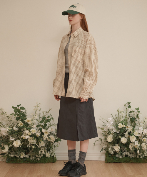 LOSSYROW(ロッシロー)の「Lossy Grid Oversized checkered shirt Beige(シャツ/ブラウス・レディース・ベージュ・FREE)」の4枚目の写真