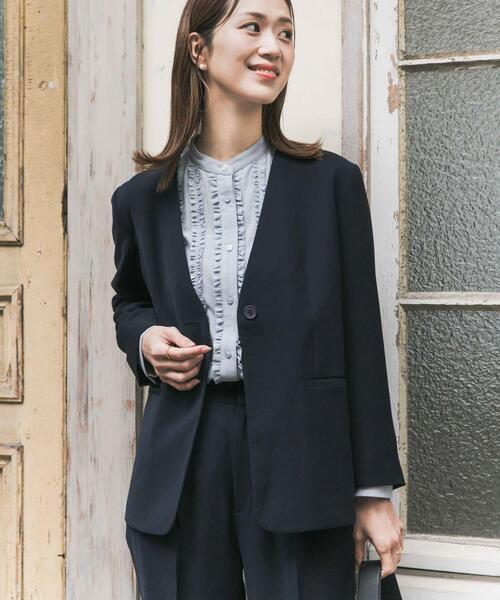 URBAN RESEARCH DOORS（アーバンリサーチドアーズ）の「フロントフリルスタンドカラーブラウス（シャツ/ブラウス・レディース・ブルー系その他/オフホワイト・FREE）」の11枚目の写真