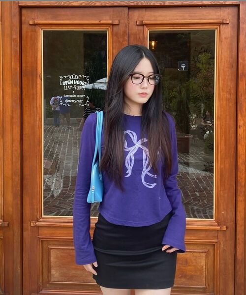 AMESWORLDWIDE(アメスワールドワイド)の「RIBBON GRAPHIC LS TEE NAVY(Tシャツ/カットソー・レディース・その他・FREE)」の4枚目の写真