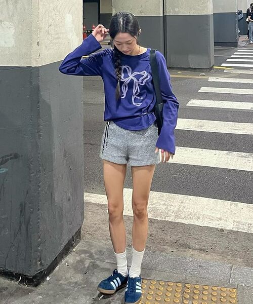 AMESWORLDWIDE(アメスワールドワイド)の「RIBBON GRAPHIC LS TEE NAVY(Tシャツ/カットソー・レディース・その他・FREE)」の3枚目の写真