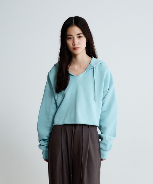 JEANASIS（ジーナシス）の「キーネックショートウラケフーディ/647630（パーカー・レディース・ブラック/ブルー系その他/グレー・FREE）」の15枚目の写真