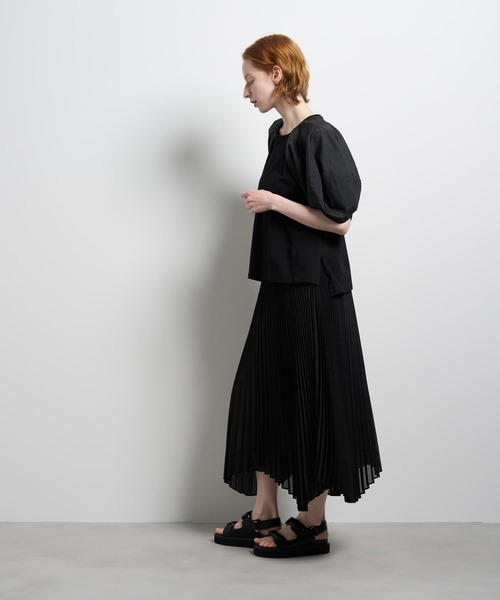 LANVIN en Bleu(ランバンオンブルー)の「コクーンスリーブコンビカットソー(Tシャツ/カットソー・レディース・ネイビー/オフホワイト/ベージュ/ブラック・38)」の6枚目の写真