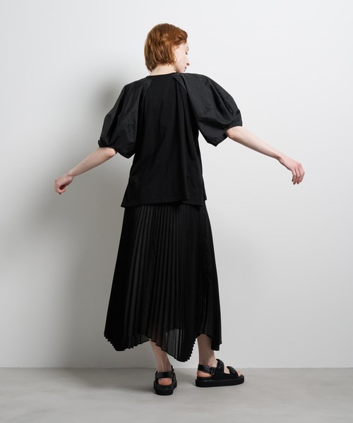LANVIN en Bleu(ランバンオンブルー)の「コクーンスリーブコンビカットソー(Tシャツ/カットソー・レディース・ネイビー/オフホワイト/ベージュ/ブラック・38)」の7枚目の写真