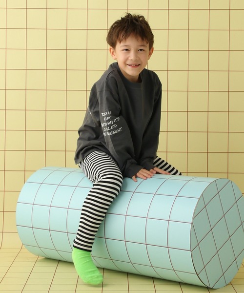 LEPSIM（レプシィム）の「【KIDS】アソートグラフィック長袖T　645010（Tシャツ/カットソー・キッズ・ホワイト/チャコールグレー・120/130/140）」の13枚目の写真