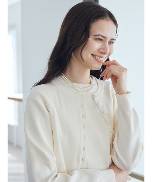 Mila Owen（ミラオーウェン）の「メタルリングパールロングネックレス（ネックレス・レディース・ホワイト/シルバー・F）」の11枚目の写真