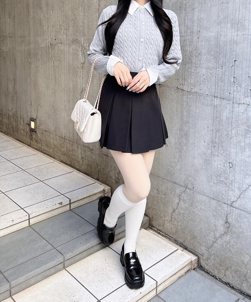 INGNI(イング)の「シャツレイヤード風ケーブルニット(ニット/セーター・レディース・グレー×ホワイト/レッド系3/ネイビー系8/ピンク系2・M)」の10枚目の写真