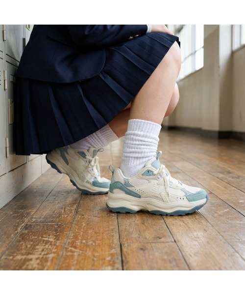 FILA(フィラ)の「WAVY BLOCK(スニーカー・レディース・ホワイト×ブルー・23.5cm/24.0cm/24.5cm/25.0cm/25.5cm/26.0cm/23.0cm)」の1枚目の写真