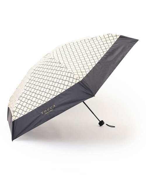 TOCCA(トッカ)の「CHECKER CLOVER MINI UMBRELLA ミニサイズ折り畳み傘(折りたたみ傘・レディース・ベージュ系・F)」の5枚目の写真