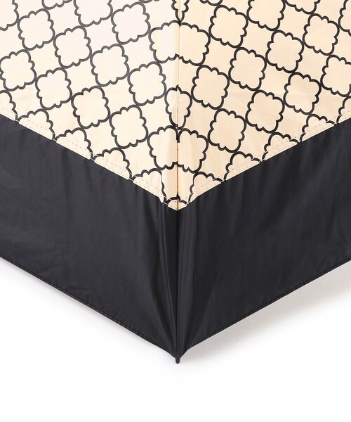 TOCCA(トッカ)の「CHECKER CLOVER MINI UMBRELLA ミニサイズ折り畳み傘(折りたたみ傘・レディース・ベージュ系・F)」の9枚目の写真