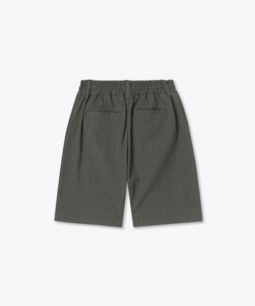 MUSINSA STANDARD KIDS（ムシンサスタンダードキッズ）の「クリンクルワンタックワイドバンディングショーツ [カーキグレー]（その他パンツ・レディース・その他・100/110/120/130/140/150/160）」の3枚目の写真