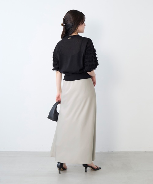 MICA&DEAL（マイカ＆ディール）の「バイアスイージースロングスカート（スカート・レディース・ブラウン/グレイッシュベージュ/ブラック・FREE）」の18枚目の写真