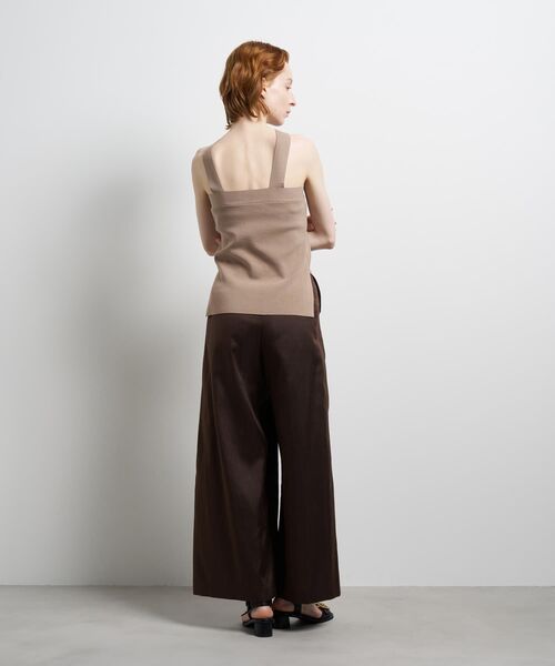 LANVIN en Bleu（ランバンオンブルー）の「2wayクロスネックニットタンクトップ（ニット/セーター・レディース・ブラウン/ブラック/ライトブラウン・38）」の6枚目の写真