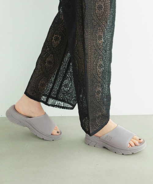NEW BALANCE(ニューバランス)の「750 SL Slide Sandal(サンダル・レディース・ベージュ/パープル・22.0cm/23.0cm/24.0cm/25.0cm)」の7枚目の写真