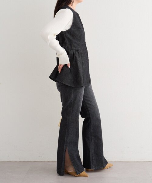 Kastane（カスタネ）の「【一部店舗限定/3サイズ展開/低身長サイズ/高身長サイズ/セットアップ対応】B サイドスリットフレアデニム（デニムパンツ・レディース・ブルー/サックスブルー/ブラック・0/2/1）」の10枚目の写真