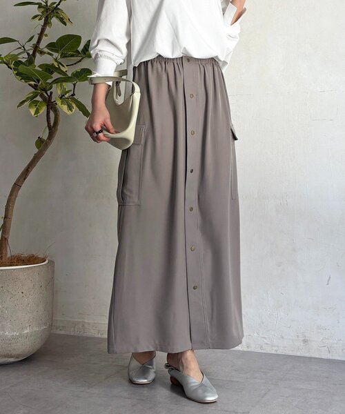 un dix cors（アンディコール）の「前ボタンナロースカート（スカート・レディース・チャコールグレー/グレイッシュベージュ/アイボリー・FREE）」の3枚目の写真