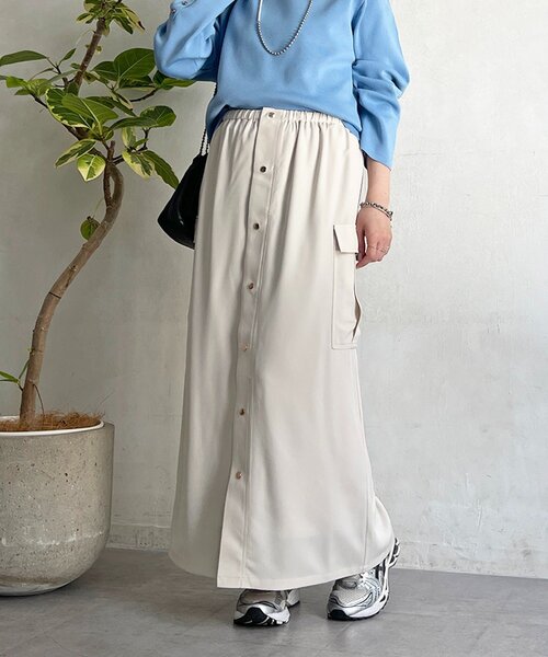 un dix cors（アンディコール）の「前ボタンナロースカート（スカート・レディース・チャコールグレー/グレイッシュベージュ/アイボリー・FREE）」の4枚目の写真