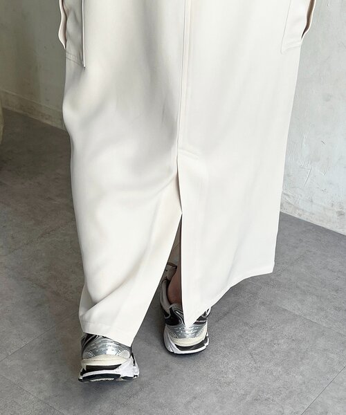 un dix cors（アンディコール）の「前ボタンナロースカート（スカート・レディース・チャコールグレー/グレイッシュベージュ/アイボリー・FREE）」の13枚目の写真