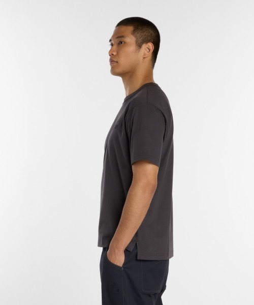 NEW BALANCE(ニューバランス)の「New Balance 大谷翔平 Signature Heavyweight Short-Sleeve T-Shirt(ニューバランス 大谷翔平シグネチャーヘビーオンス半袖Tシャツ)(Tシャツ/カットソー・メンズ・ホワイト系/ブルー系/ブラック系・MEDIUM/LARGE/X-LARGE)」の10枚目の写真