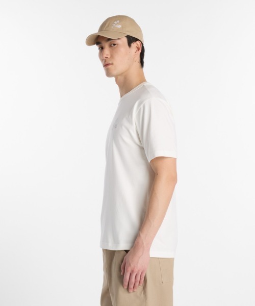 NEW BALANCE(ニューバランス)の「New Balance 大谷翔平 Signature Heavyweight Short-Sleeve T-Shirt(ニューバランス 大谷翔平シグネチャーヘビーオンス半袖Tシャツ)(Tシャツ/カットソー・メンズ・ホワイト系/ブルー系/ブラック系・MEDIUM/LARGE/X-LARGE)」の4枚目の写真