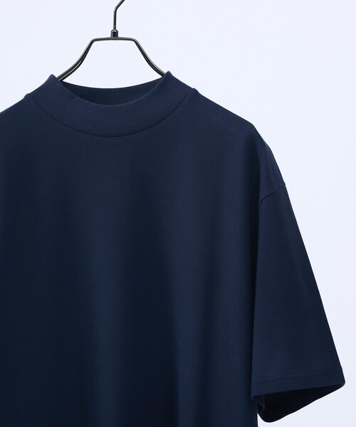 ABAHOUSE(アバハウス)の「【接触冷感】モックネック Tシャツ / COVEROSS(R)(Tシャツ/カットソー・メンズ・ブラック/ホワイト/ネイビー/チャコールグレー・44/48/46)」の4枚目の写真