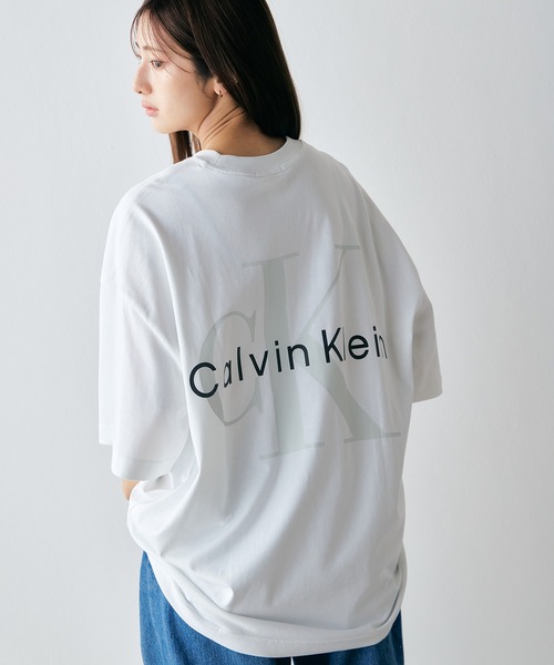 Calvin Klein（カルバン・クライン）の「【ユニセックス】ショートスリーブオーバーサイズヘビーウェイトTシャツ（Tシャツ/カットソー・メンズ・ブラック/グレー系その他/ホワイト・M/S/L/XL）」の16枚目の写真