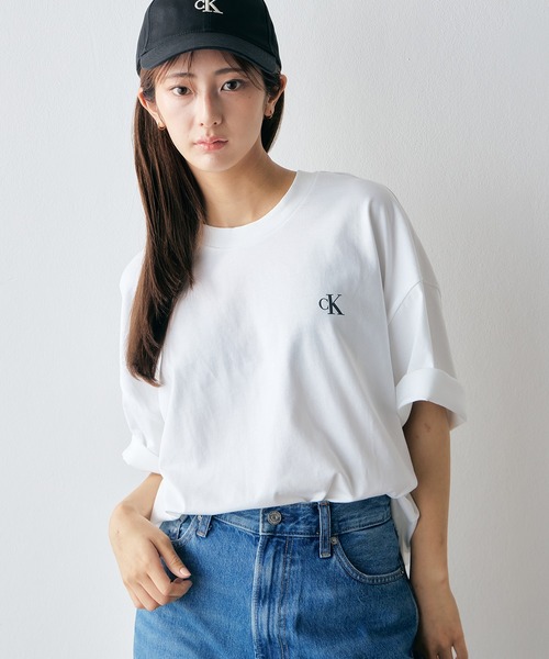 Calvin Klein（カルバン・クライン）の「【ユニセックス】ショートスリーブオーバーサイズヘビーウェイトTシャツ（Tシャツ/カットソー・メンズ・ブラック/グレー系その他/ホワイト・M/S/L/XL）」の14枚目の写真