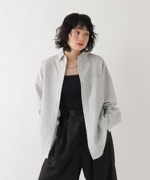 BAYFLOW（ベイフロー）の「[WEB限定]メンズライクオーバーカラーシャツ（シャツ/ブラウス・レディース・ホワイト/ライトブルー/ネイビー/グレー/ピンク/イエロー/ブルー・FREE）」の3枚目の写真