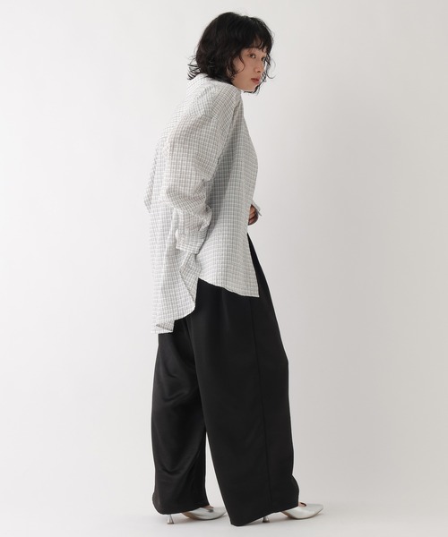 BAYFLOW（ベイフロー）の「[WEB限定]メンズライクオーバーカラーシャツ（シャツ/ブラウス・レディース・ホワイト/ライトブルー/ネイビー/グレー/ピンク/イエロー/ブルー・FREE）」の16枚目の写真