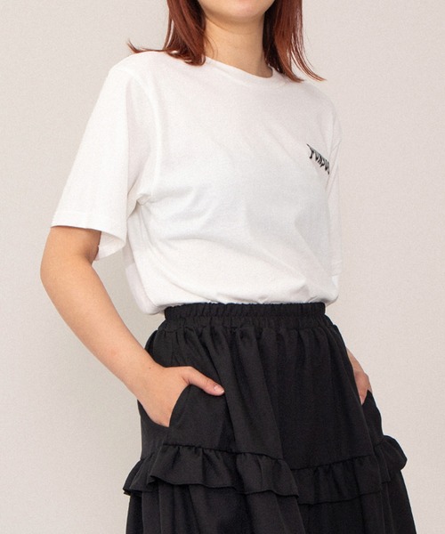 PUNYUS（プニュズ）の「Classic Girl Tシャツ（Tシャツ/カットソー・レディース・スミクロ/ホワイト・1/2/3/4/5）」の2枚目の写真