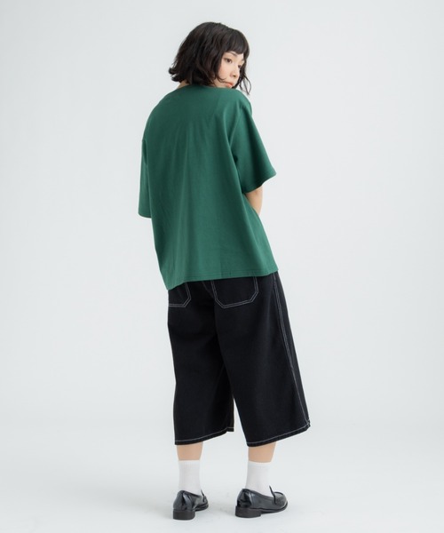 FLUKE HOLIC(フロックホリック)の「4CATS embroidery logo TEE(Tシャツ/カットソー・レディース・ホワイト/ブラック/グリーン・LARGE/MEDIUM/SMALL)」の4枚目の写真