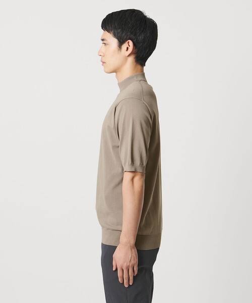 UNITED ARROWS（ユナイテッドアローズ）の「ショートスリーブ モックネック ニットTシャツ UA COZY ウォッシャブル 抗菌防臭（Tシャツ/カットソー・メンズ・ベージュ/ホワイト/ブラック/ネイビー・L/M/XXL/S/XL）」の18枚目の写真