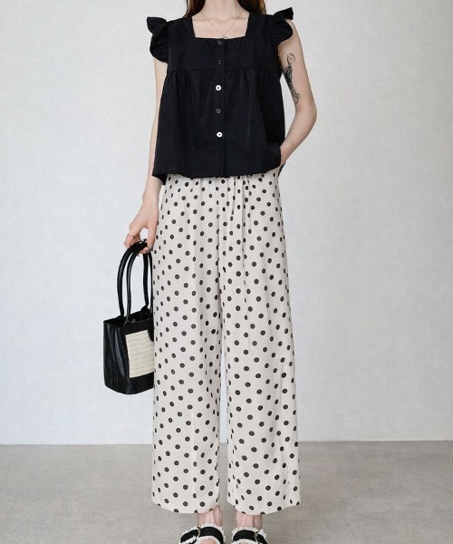 mielu(ミエル)の「ドット柄クロップドパンツ(その他パンツ・レディース・ブラック/アイボリー・LARGE/MEDIUM)」の7枚目の写真