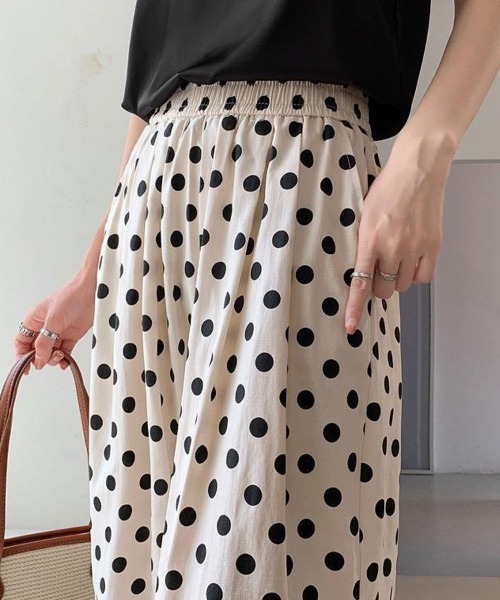 mielu(ミエル)の「ドット柄クロップドパンツ(その他パンツ・レディース・ブラック/アイボリー・LARGE/MEDIUM)」の5枚目の写真