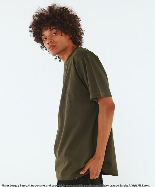 BACK TO THE FIELD(バック トゥー ザ フィールド)の「【MLB】Puff Printing Tee(Tシャツ/カットソー・メンズ・カーキ系/ブラック・XL/LARGE/MEDIUM/XXL)」の4枚目の写真