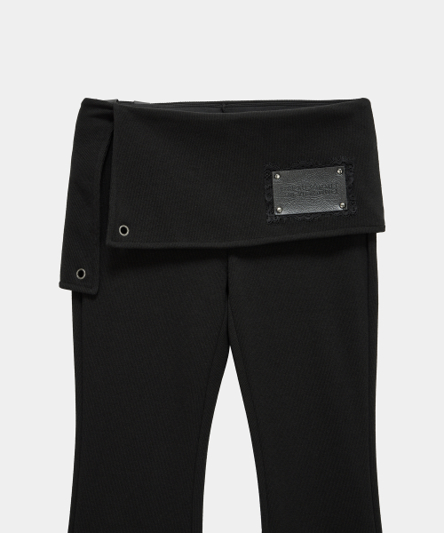 ETRE AU SOMMET（エトレオソメ）の「Lace-Up Side Slit Bootcut Pants (Black)（その他パンツ・レディース・ブラック・FREE）」の6枚目の写真
