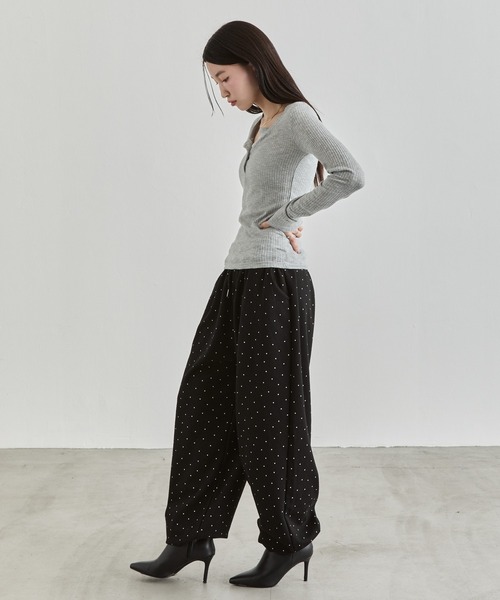 NUJOH(ヌゾ)の「Dot Relax Pants / ドットリラックスパンツ(スウェットパンツ・レディース・ブラック/グレー・FREE)」の12枚目の写真